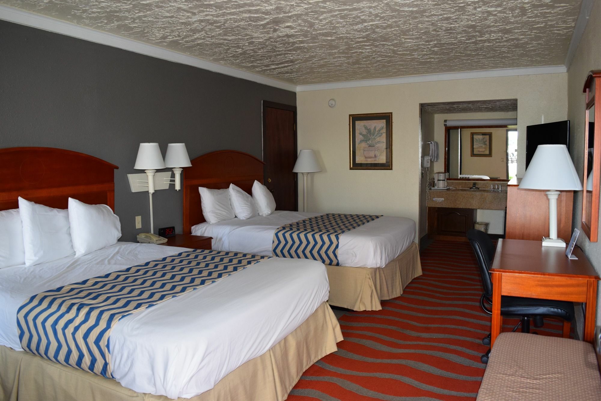 Travelodge Inn & Suites By Wyndham Norman Esterno foto